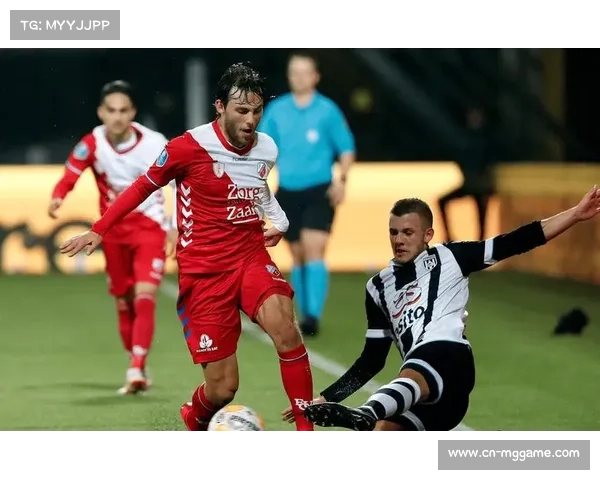 赫拉克勒斯2-0客胜兹沃勒，逃离降级区