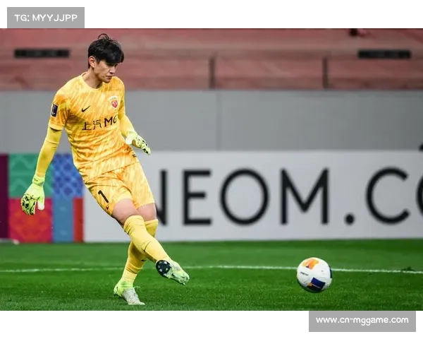 海港门将颜骏凌扑点救主，国家队位置稳固